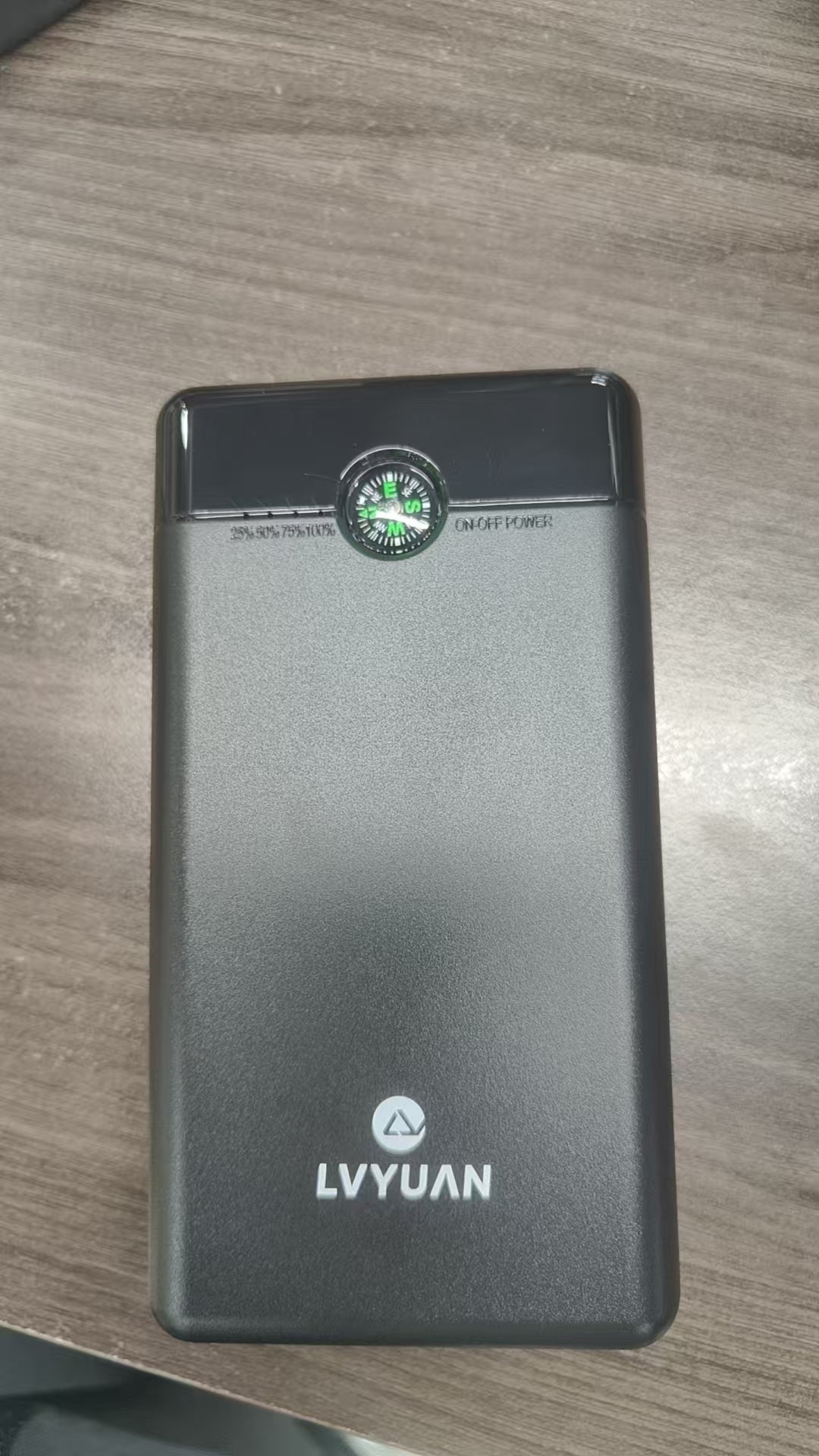 LVYUAN 10000mAh コンパス付き防災モバイルバッテリー